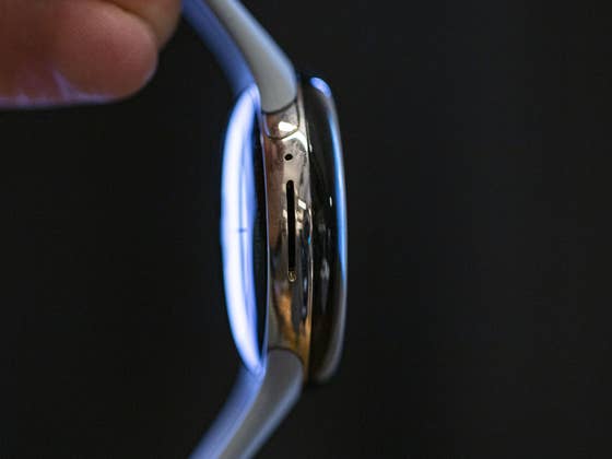 Google’s Pixel Watch 2 Could Be Lighter With an Aluminum Frame
