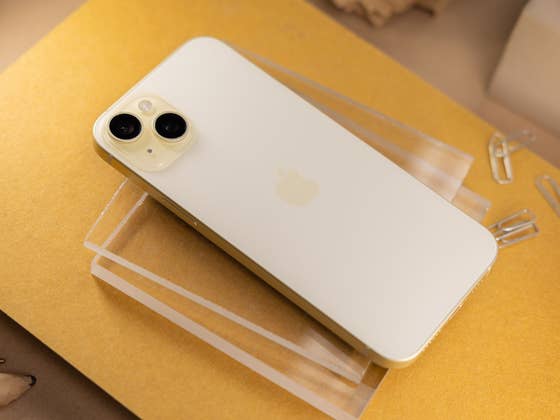 Apple Could Abandon Its In-House 5G Modem in the iPhone SE 4