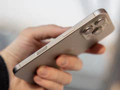 iPhone 16 Pro Camera Control