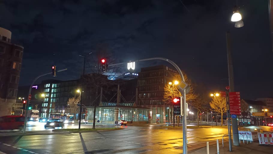 Xiaomi Redmi Note 13 5G photo gallery