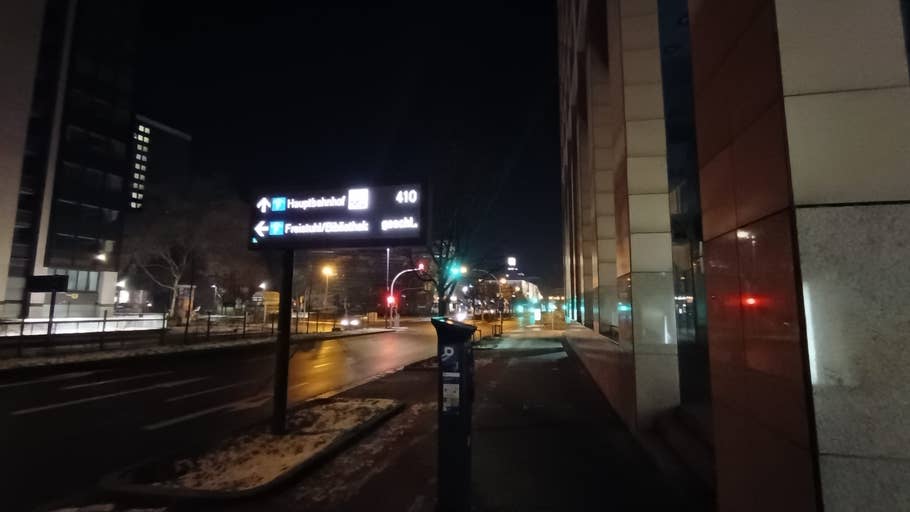 Xiaomi Redmi Note 13 5G photo gallery