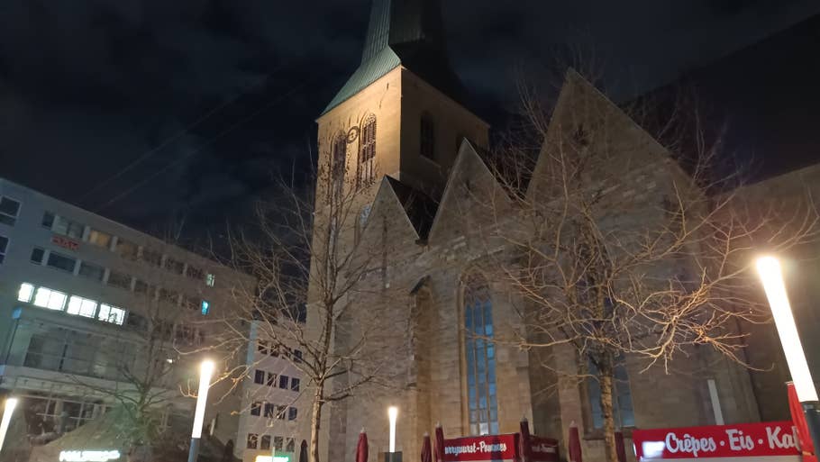 Xiaomi Redmi Note 13 5G photo gallery