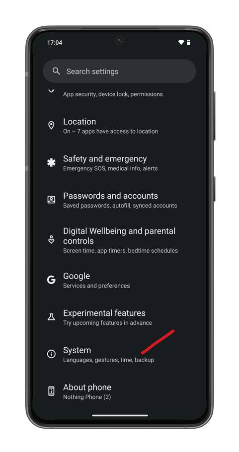 Nothing OS 2.5 screenshot showing how to enable the three-finger screenshot gesture.
