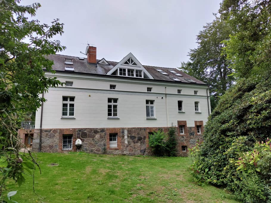 Nothing Phone (1) sample photo