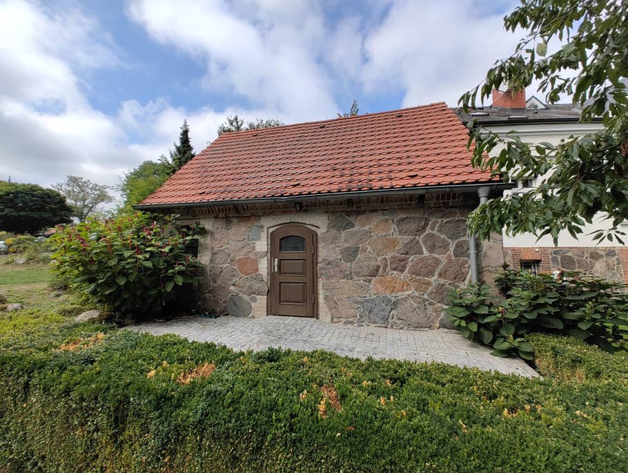 Nothing Phone (1) sample photo