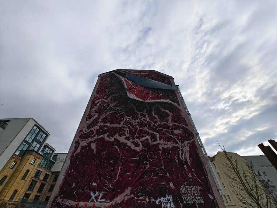 Daytime photo taken by the Nothing Phone 2(a)