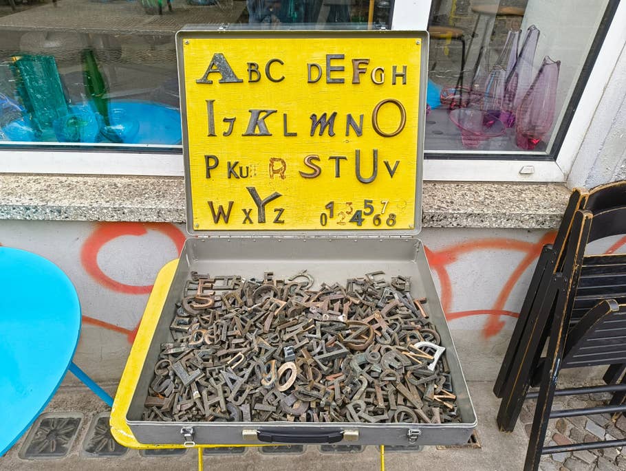 Daytime photo taken by the Nothing Phone 2(a)