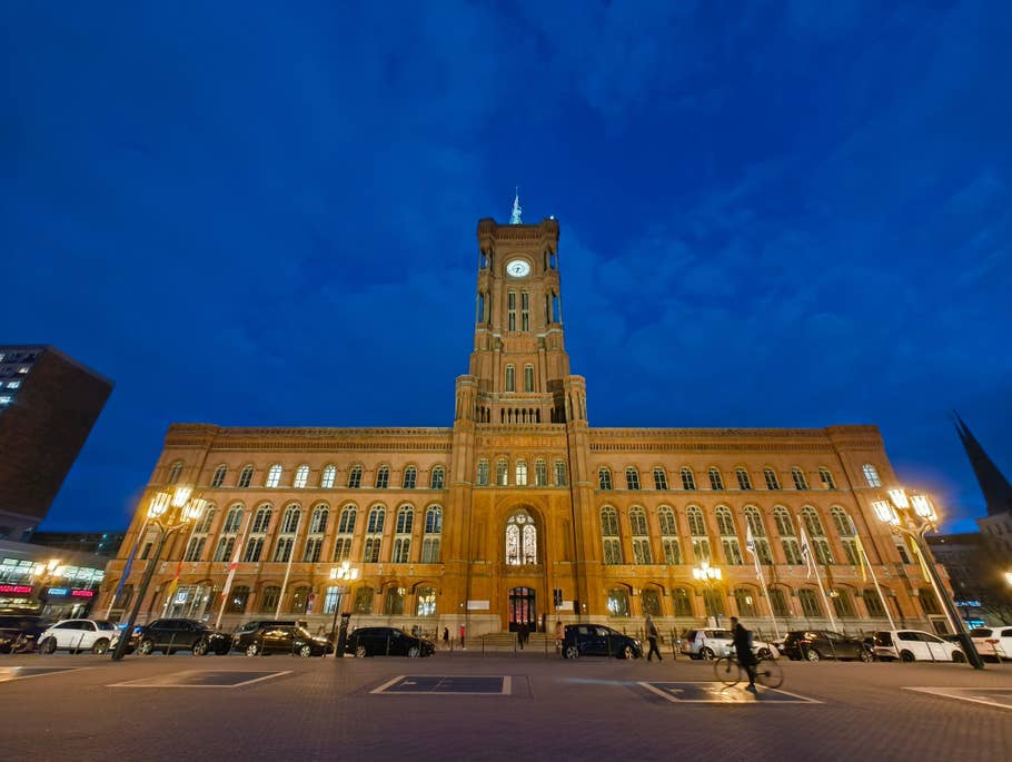 Night photo taken by the Nothing Phone 2(a)