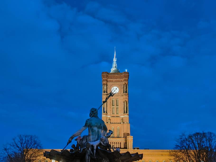 Night photo taken by the Nothing Phone 2(a)