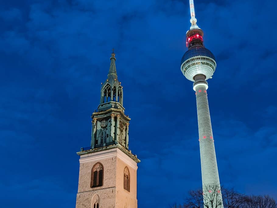 Night photo taken by the Nothing Phone 2(a)