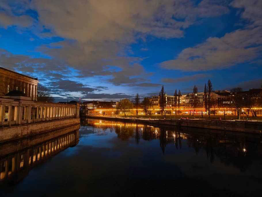 Night photo taken by the Nothing Phone 2(a)