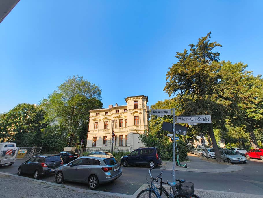 Sample picture from the Nothing Phone (2a) Plus