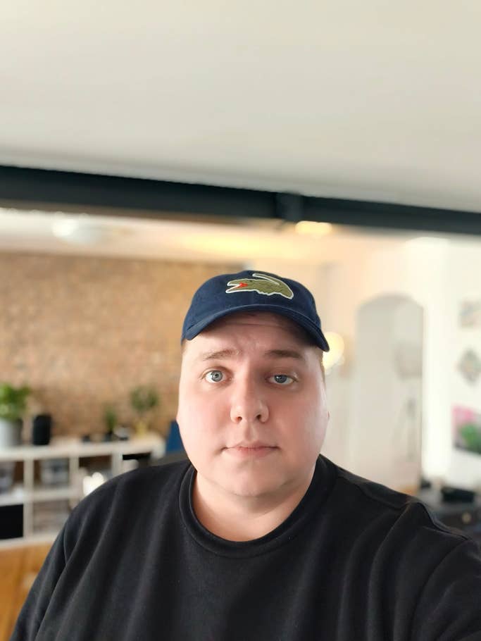 Oppo Find N2 Flip - sample