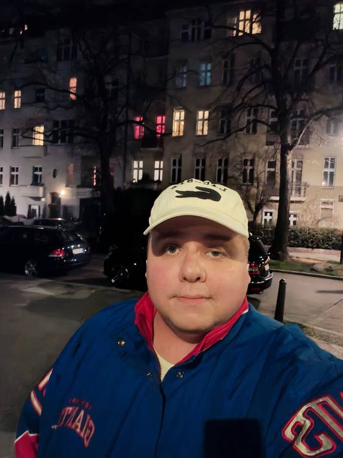 Oppo Find N2 Flip - sample