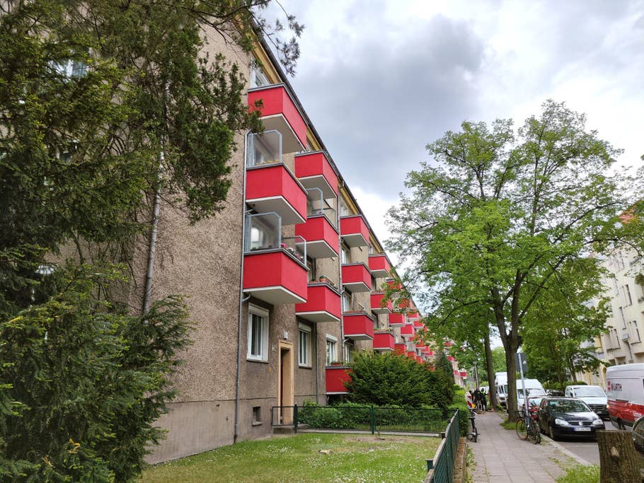 Poco F4 GT review photo gallery