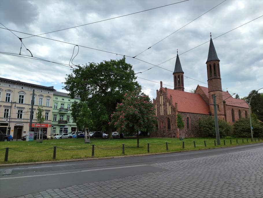 Poco F4 GT review photo gallery