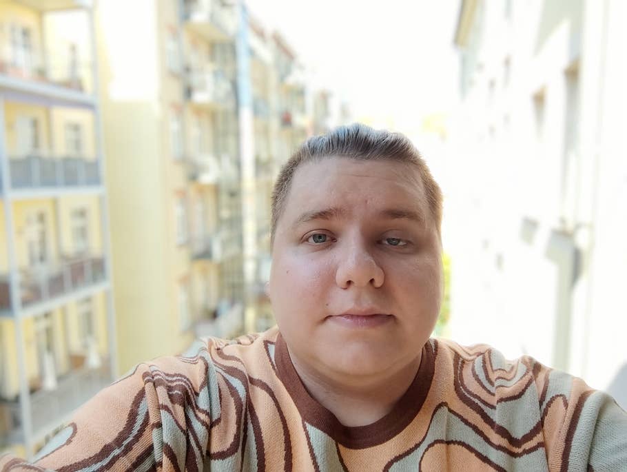 Poco F4 GT review photo gallery