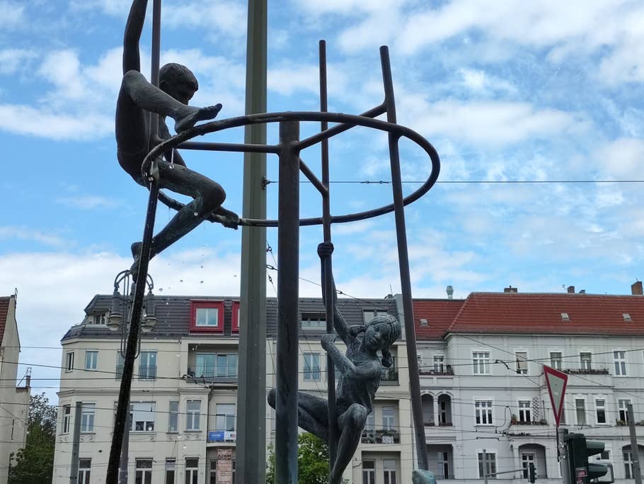 Poco F4 GT review photo gallery