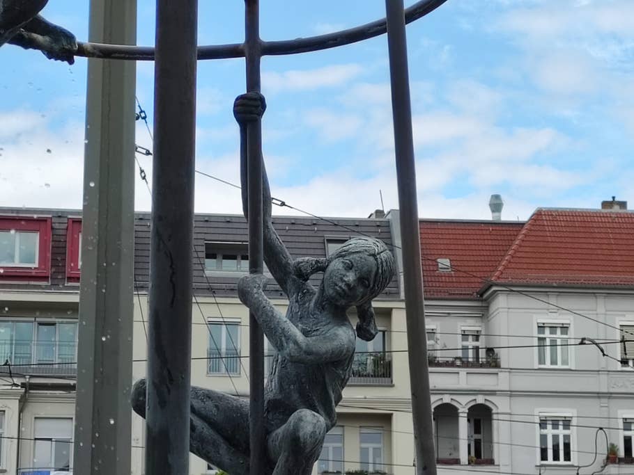 Poco F4 GT review photo gallery