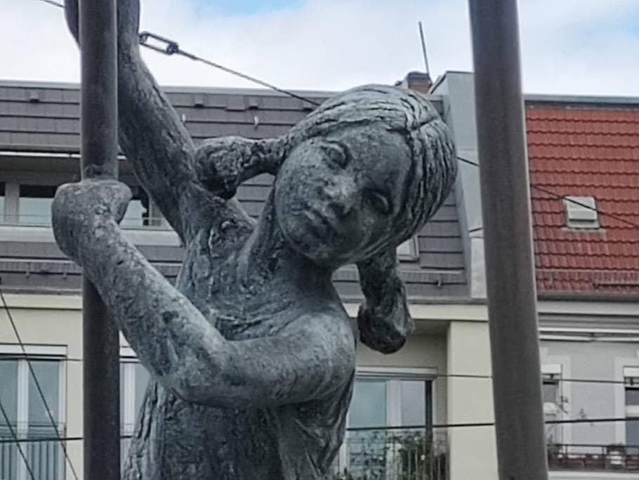 Poco F4 GT review photo gallery