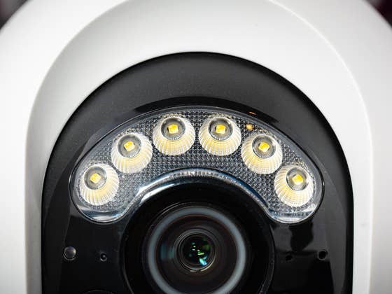 Reolink Altas PT Ultra Review: Amazing Surveillance Camera with Huge Battery