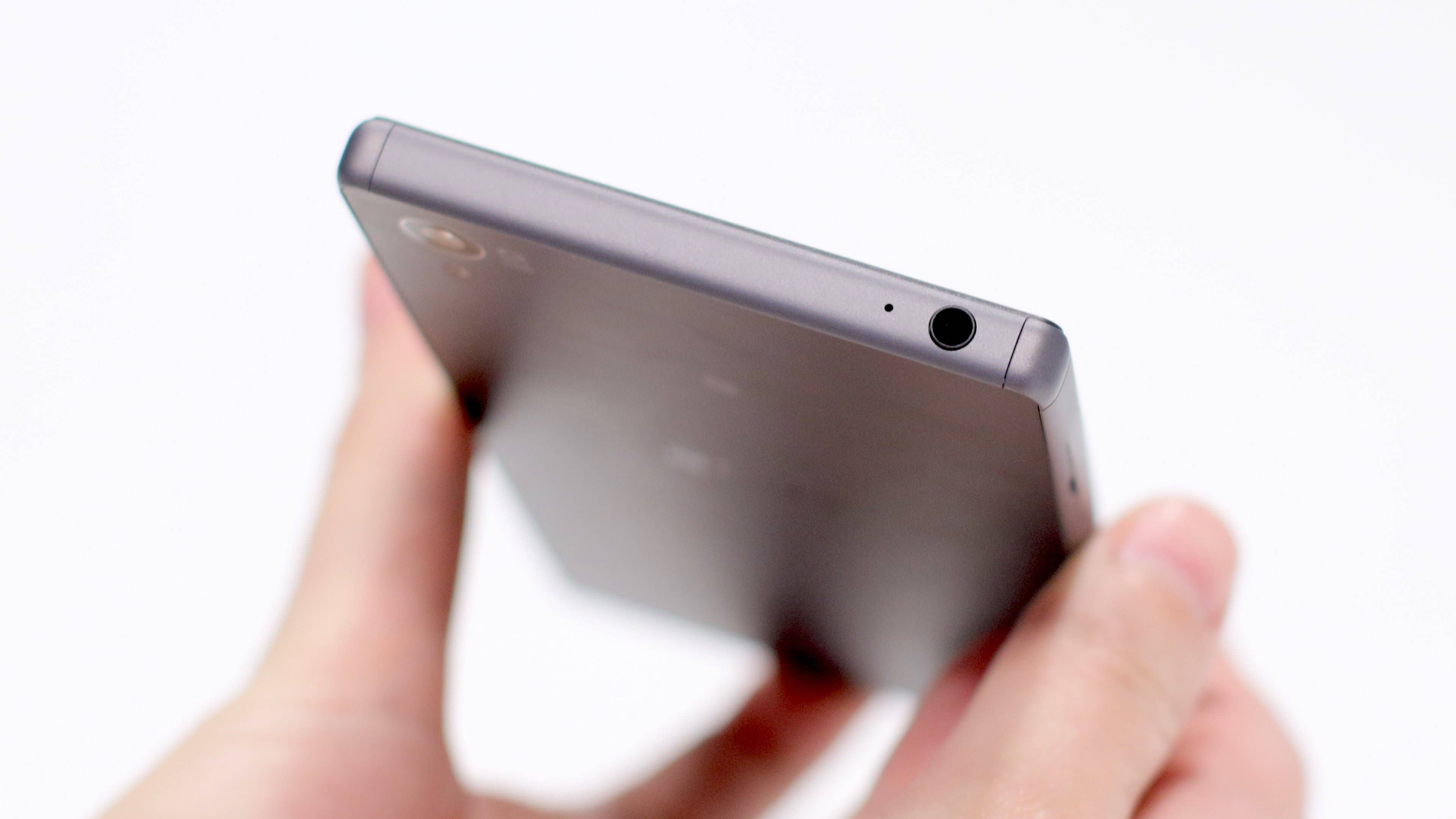 review xperia z5 PT entrada fones