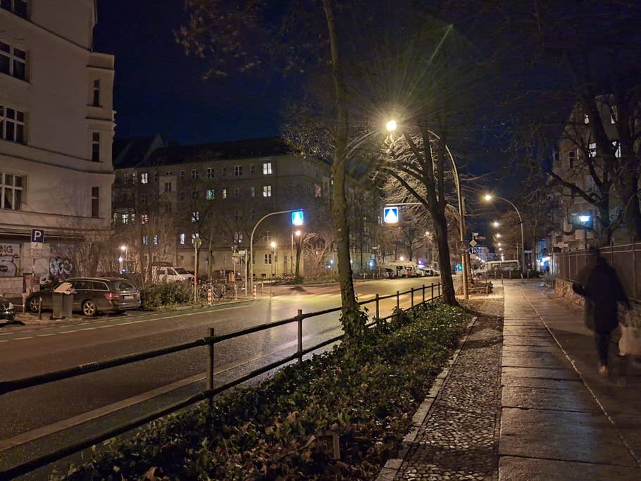 Samsung Galaxy A16 5G sample photo #17