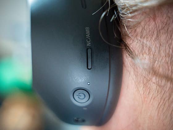 Millions at Risk: Major Flaw in Popular Headphones Could Allow Spying