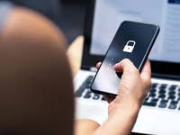 Smartphone displaying a lock screen with a padlock icon