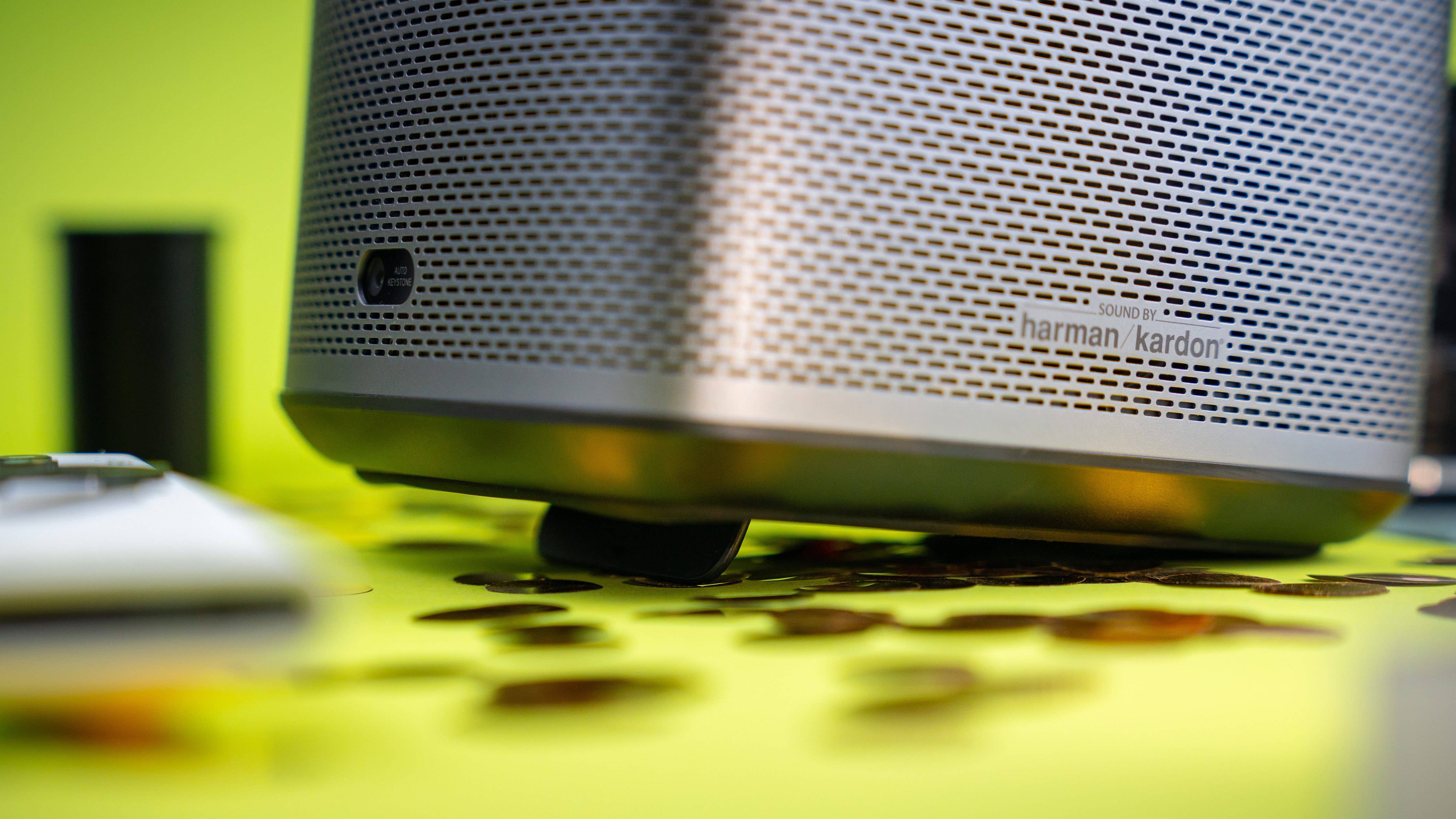 Xgimi Halo+ Review: A Fantastic Mini Projector for On-the-Go Use