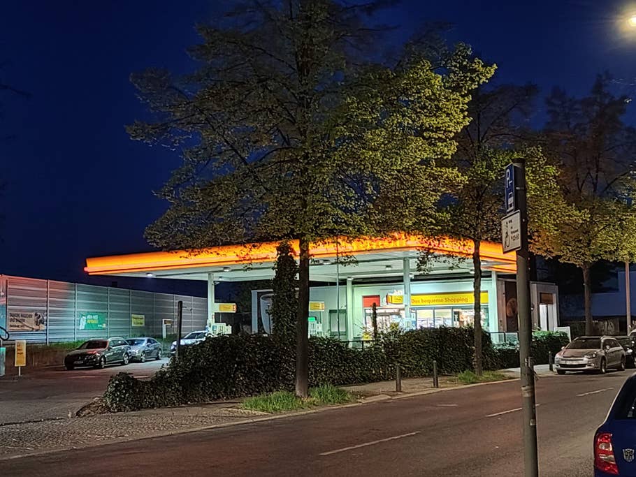 Xiaomi 12X camera test night mode