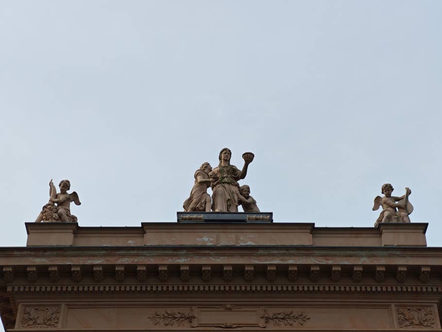 Daytime photo by the Xiaomi 14