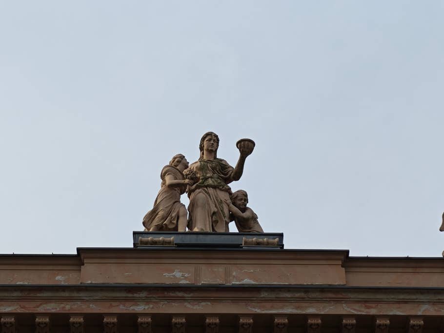 Daytime photo by the Xiaomi 14