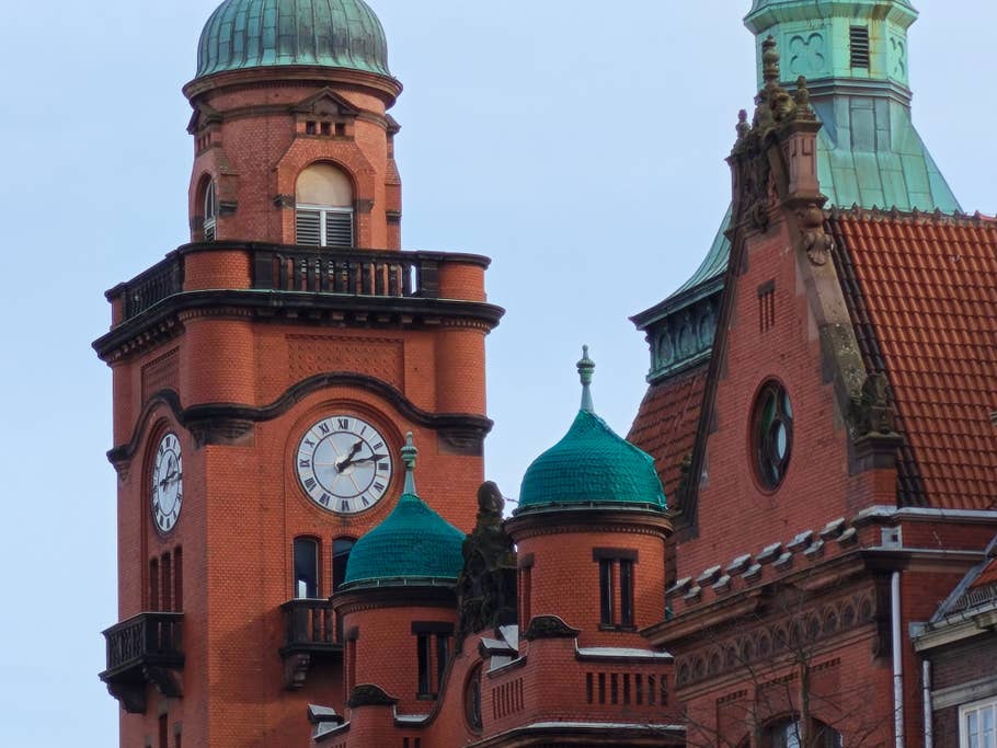 Daytime photo by the Xiaomi 14