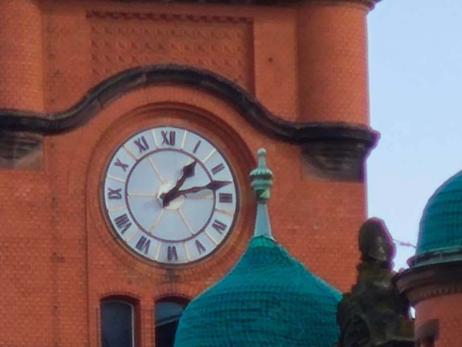 Daytime photo by the Xiaomi 14