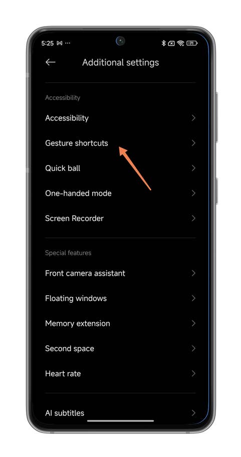 HyperOS screenshots on enabling the Back Tap shortcut.