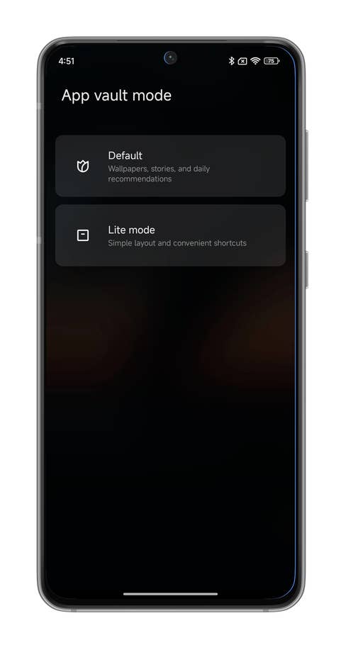 HyperOS screenshots on how to use lock screen shortcuts.