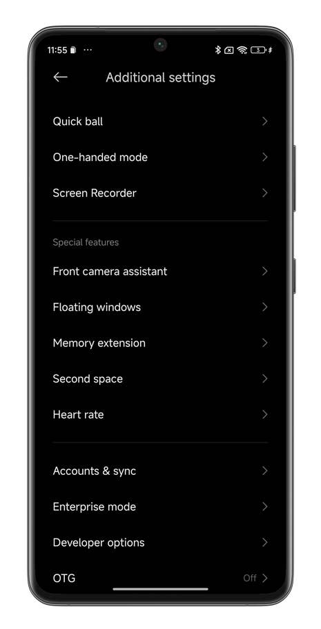 HyperOS screenshot showing how to enable the Memory Extension feature on your Xiaomi smartphone.