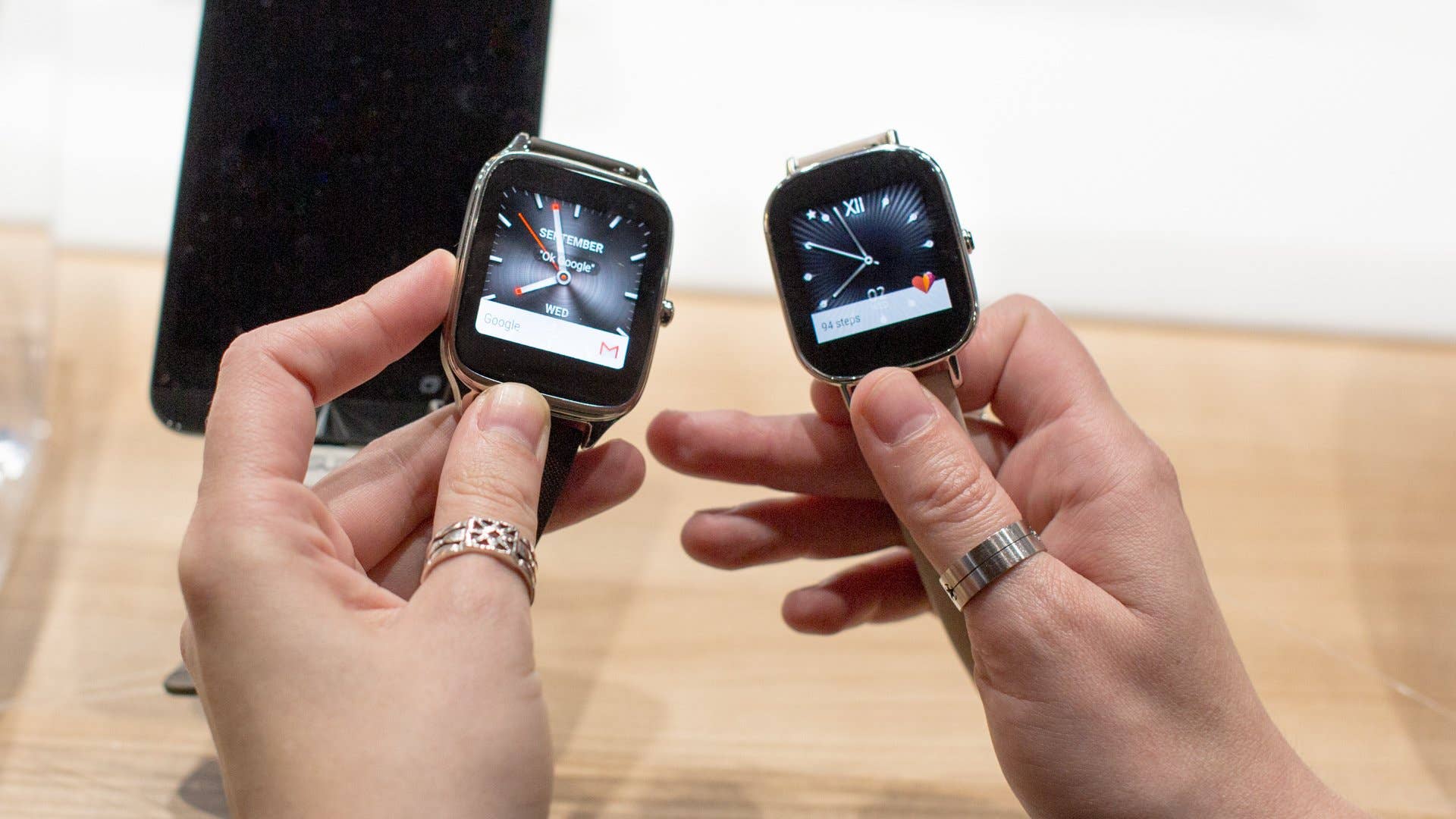 zenwatch 2 ifa 2015 hands on 12