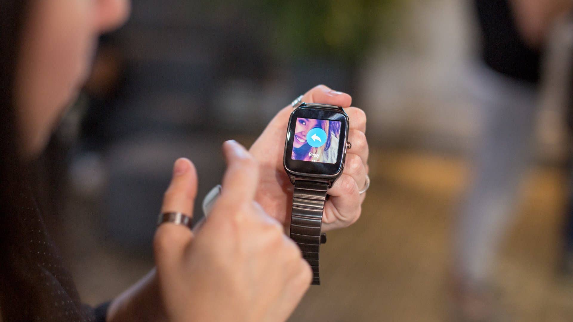 zenwatch 2 ifa 2015 hands on 7